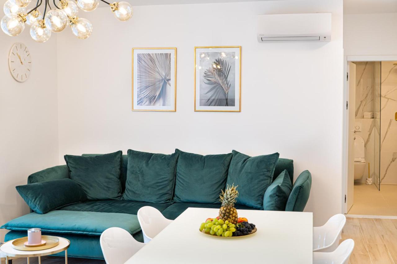 Golden Luxury Apartment สปลิท ภายนอก รูปภาพ
