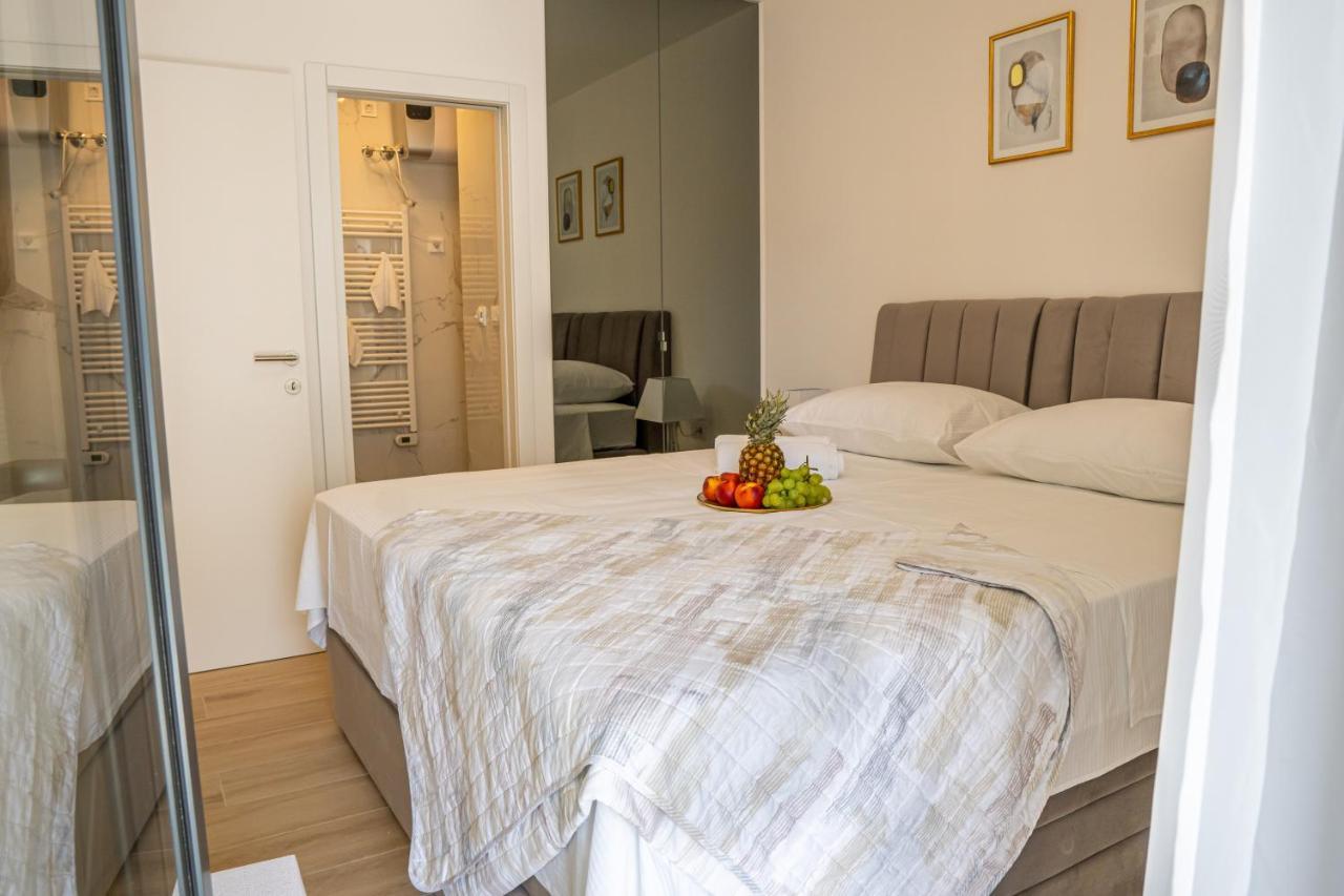 Golden Luxury Apartment สปลิท ภายนอก รูปภาพ