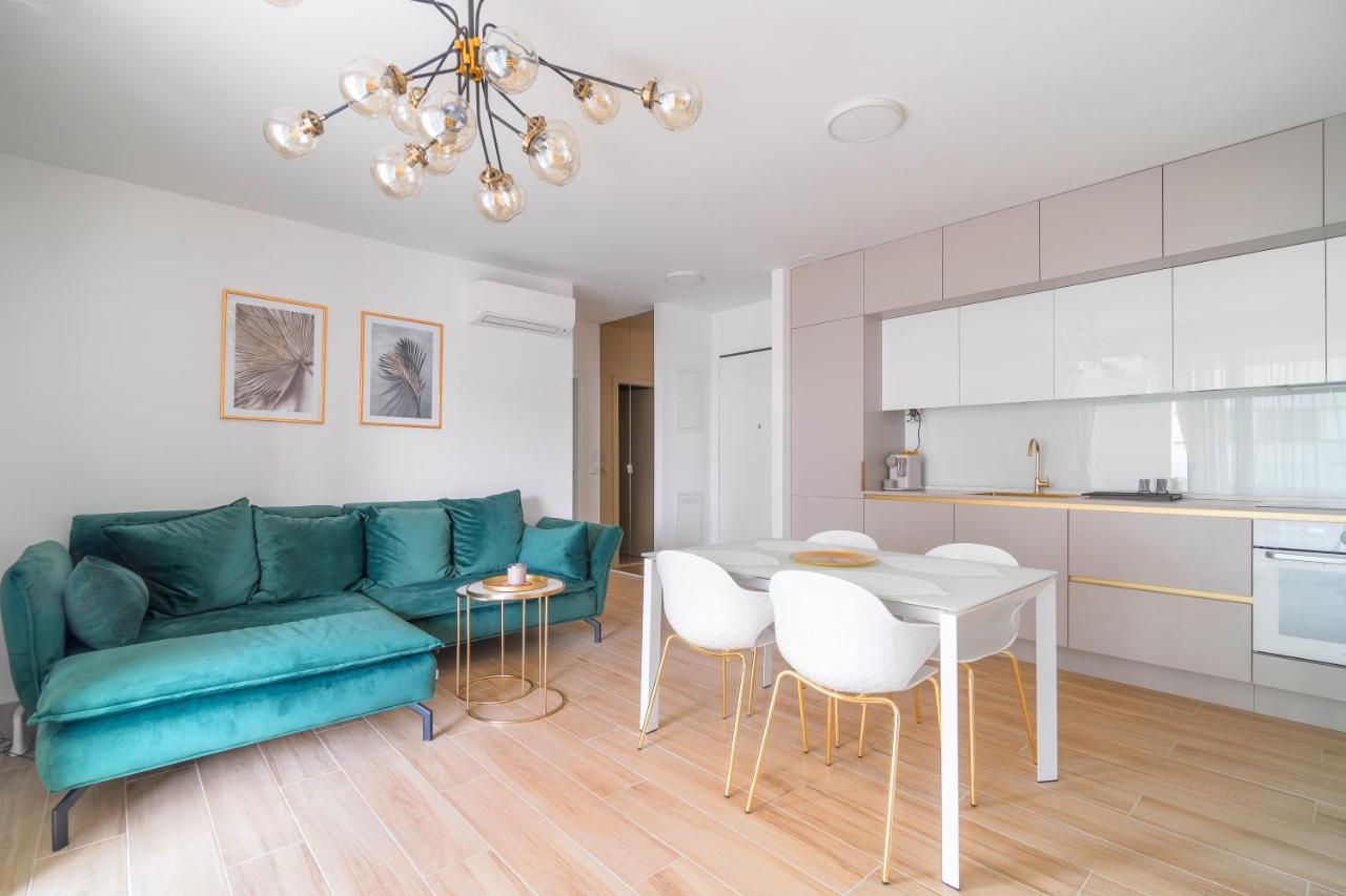 Golden Luxury Apartment สปลิท ภายนอก รูปภาพ