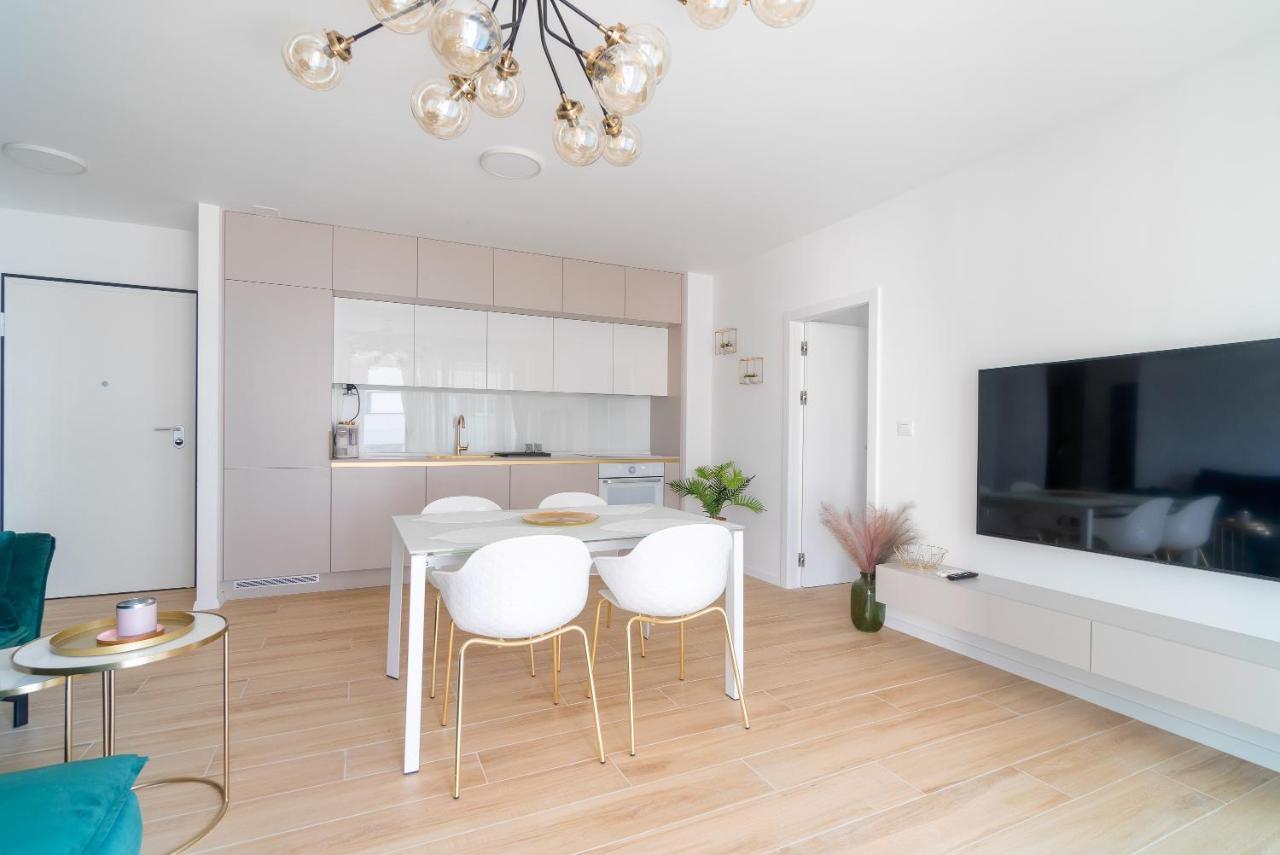 Golden Luxury Apartment สปลิท ภายนอก รูปภาพ