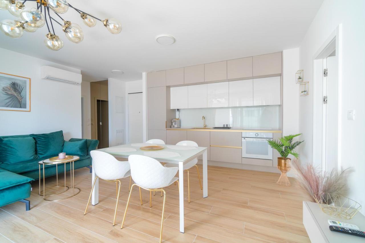 Golden Luxury Apartment สปลิท ภายนอก รูปภาพ